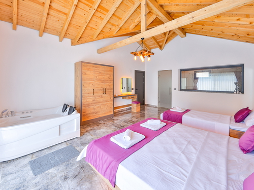 gece  -  Kasım
  | Kalkan Sarıbelen'de Romantik Balayı Villası: Jakuzi Ve Havuz Keyfi